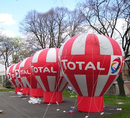 hot air balloons & inflatables